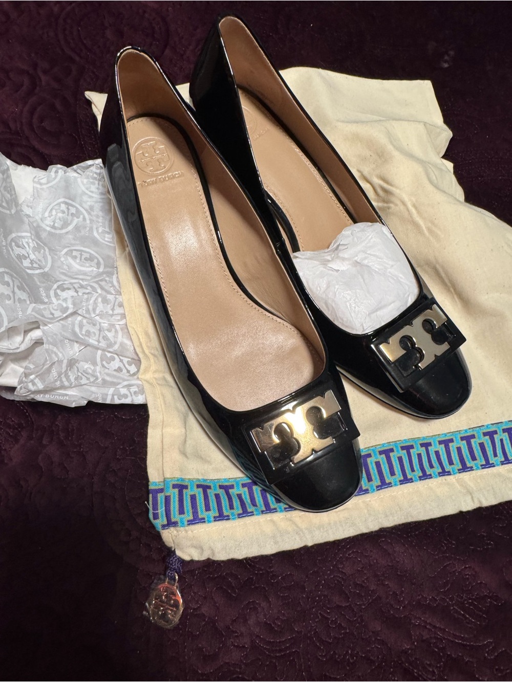 Tory Burch Black Patent Leather Logo Pumps with Gold Hardware